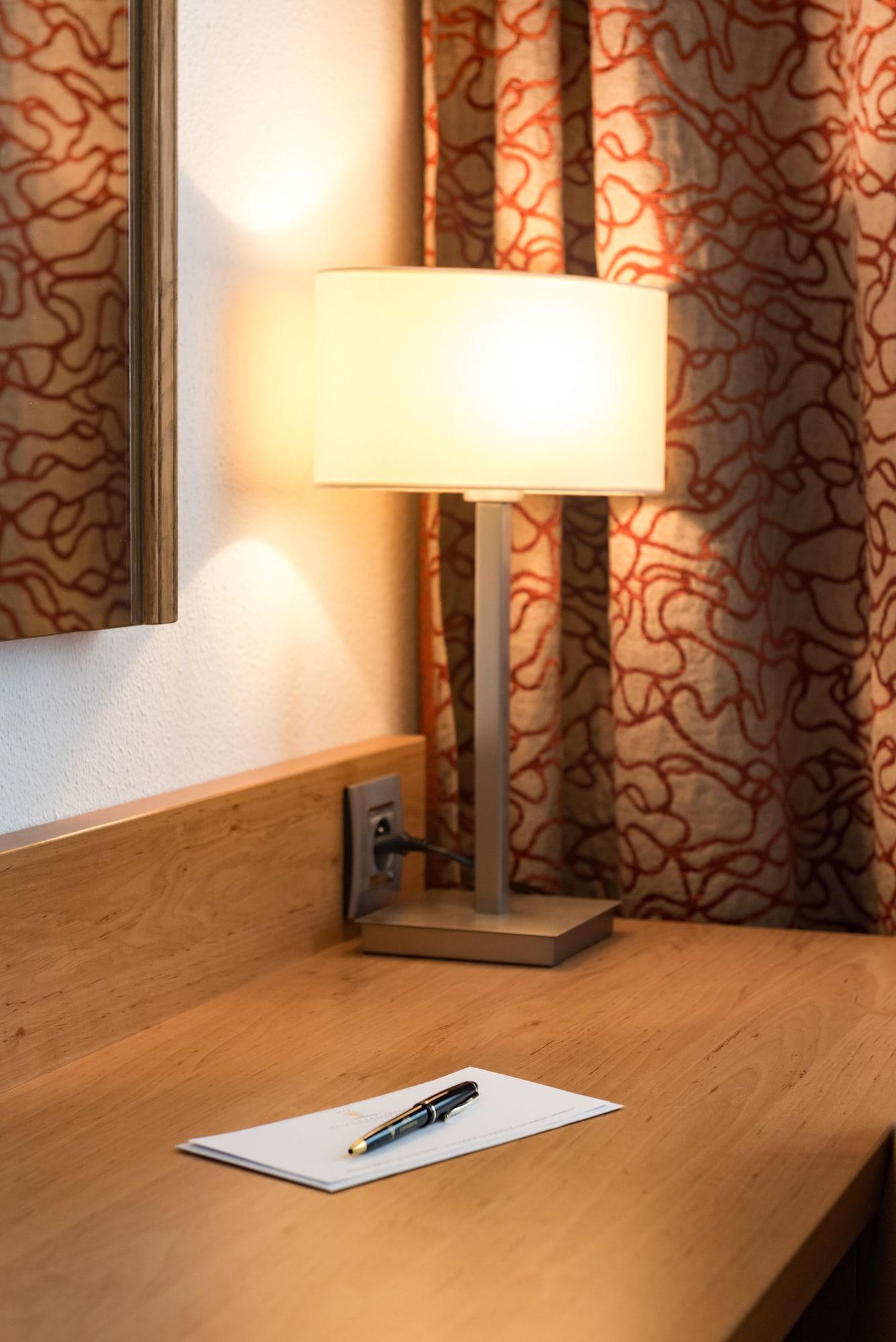 Mercure Saint Raphael Centre Plage Екстер'єр фото