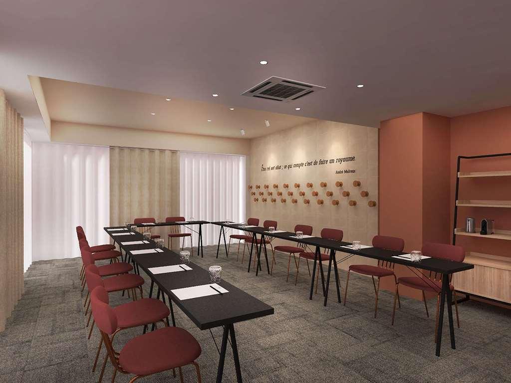 Mercure Saint Raphael Centre Plage Зручності фото